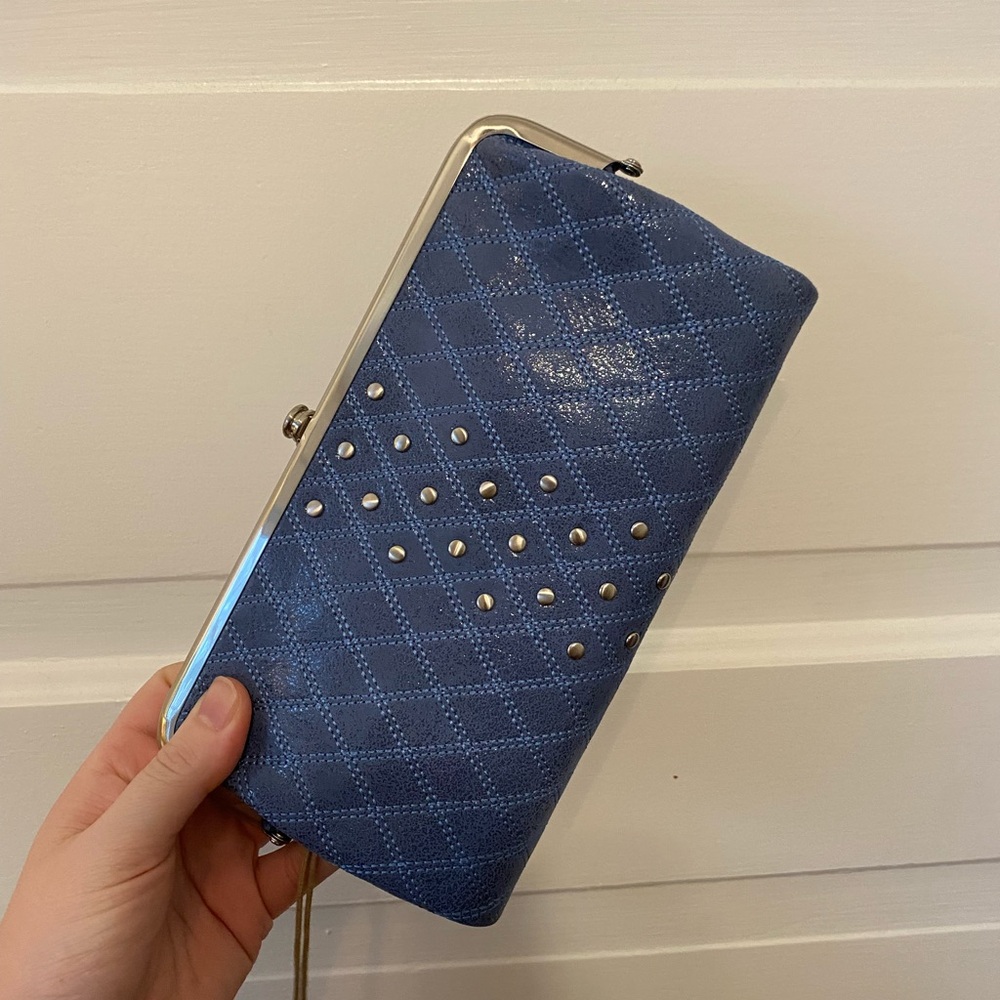 HOBO International Lauren Clutch wallet color Azure